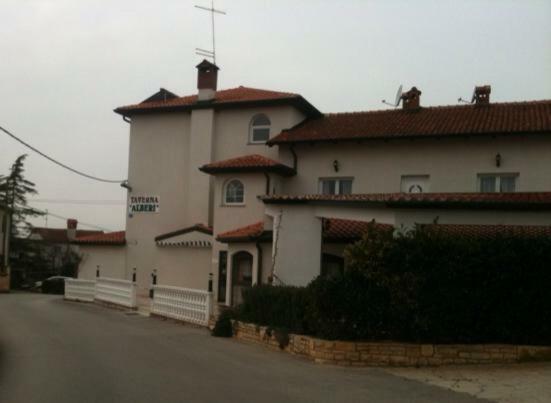 Apartment Katarina Crveni Vrh Exterior foto